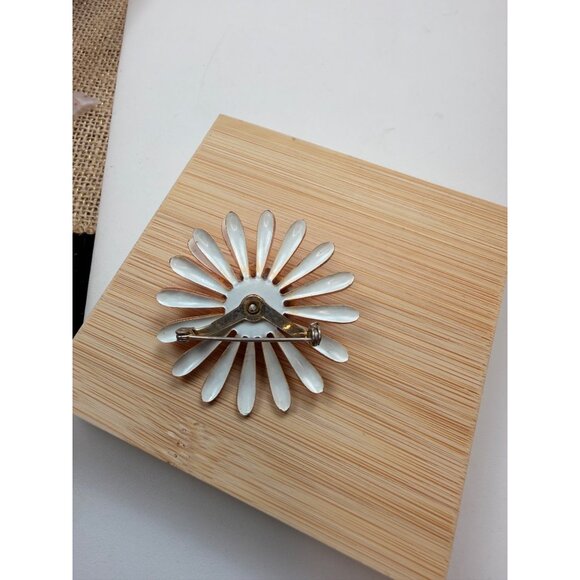 Vintage Orange Enamel Flower Brooch Pin 2.5" Retro Daisy Design - Picture 2 of 5